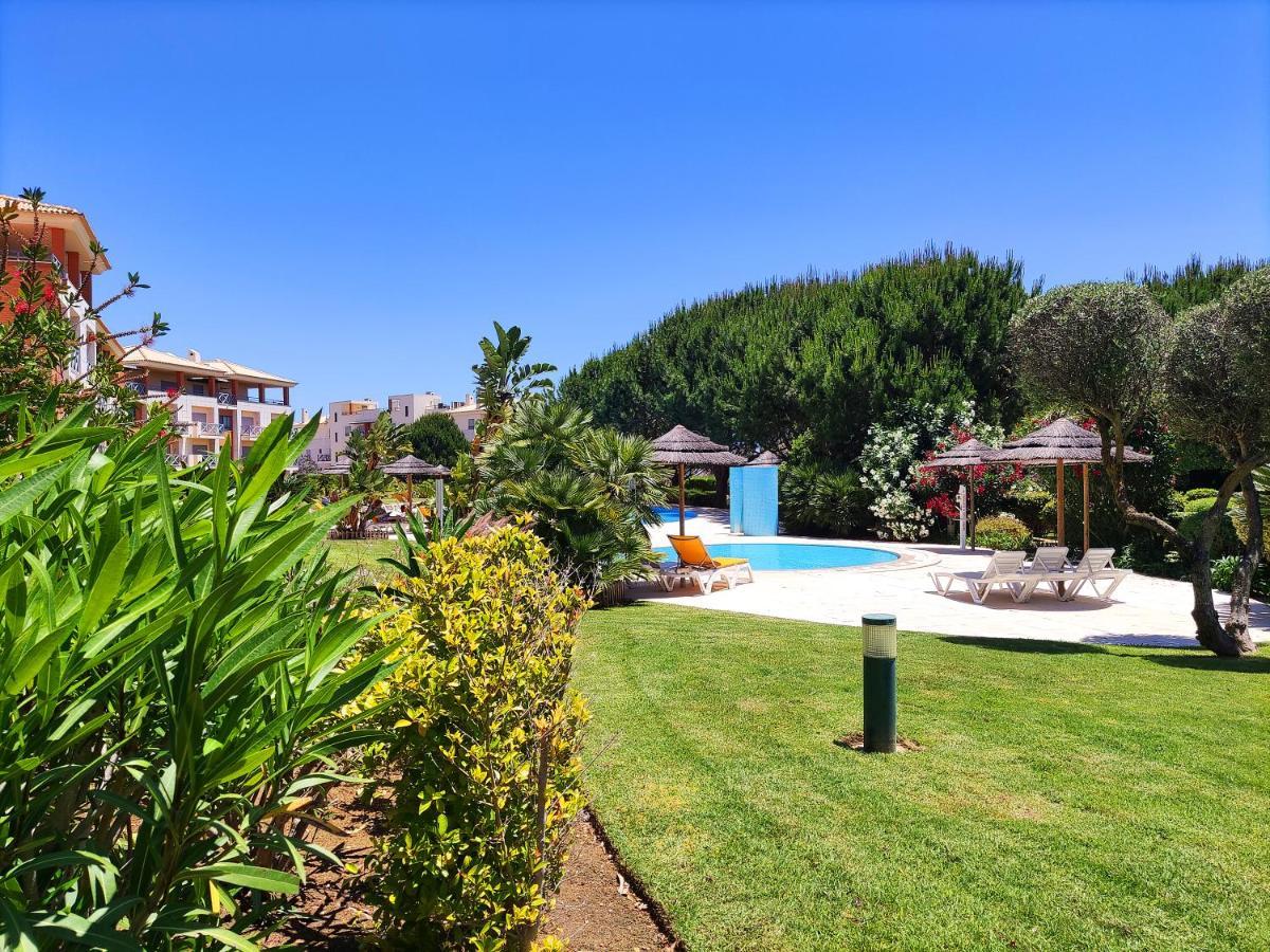 Fabulous Sunny Pool&Garden Condo By Becherish Albufeira Ngoại thất bức ảnh